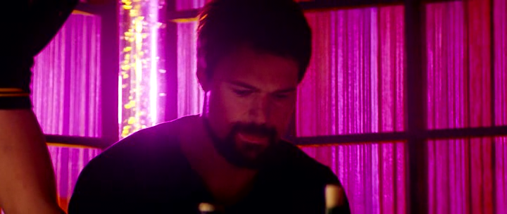 Нажмите для просмотра в оригинальном размере